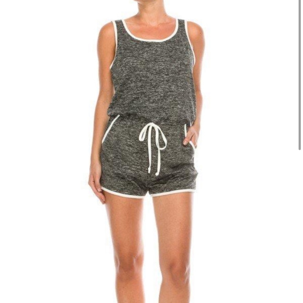 Tie Waist Tank Romper w/Pockets L/XL - Picture 2 of 7